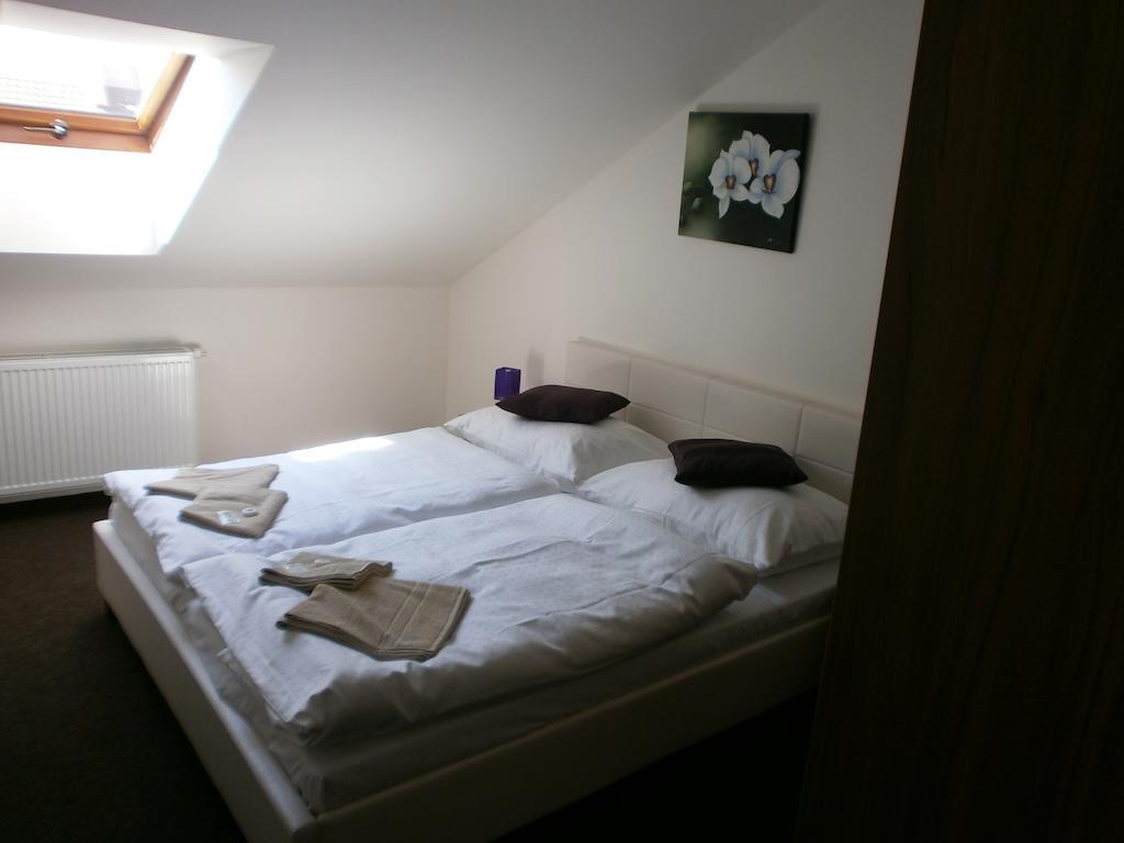 Mělník Hotel U Cisare المظهر الخارجي الصورة