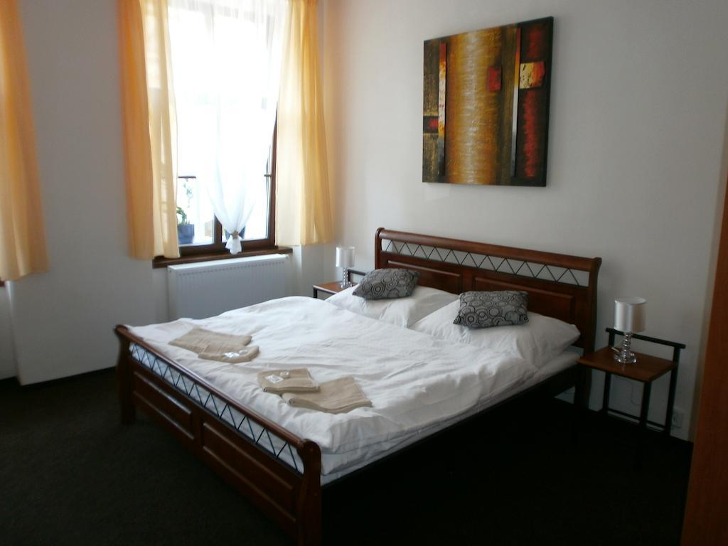 Mělník Hotel U Cisare المظهر الخارجي الصورة