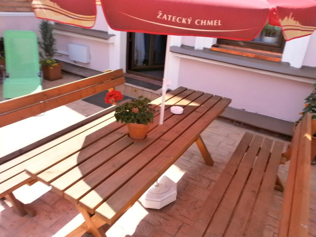 Mělník Hotel U Cisare المظهر الخارجي الصورة